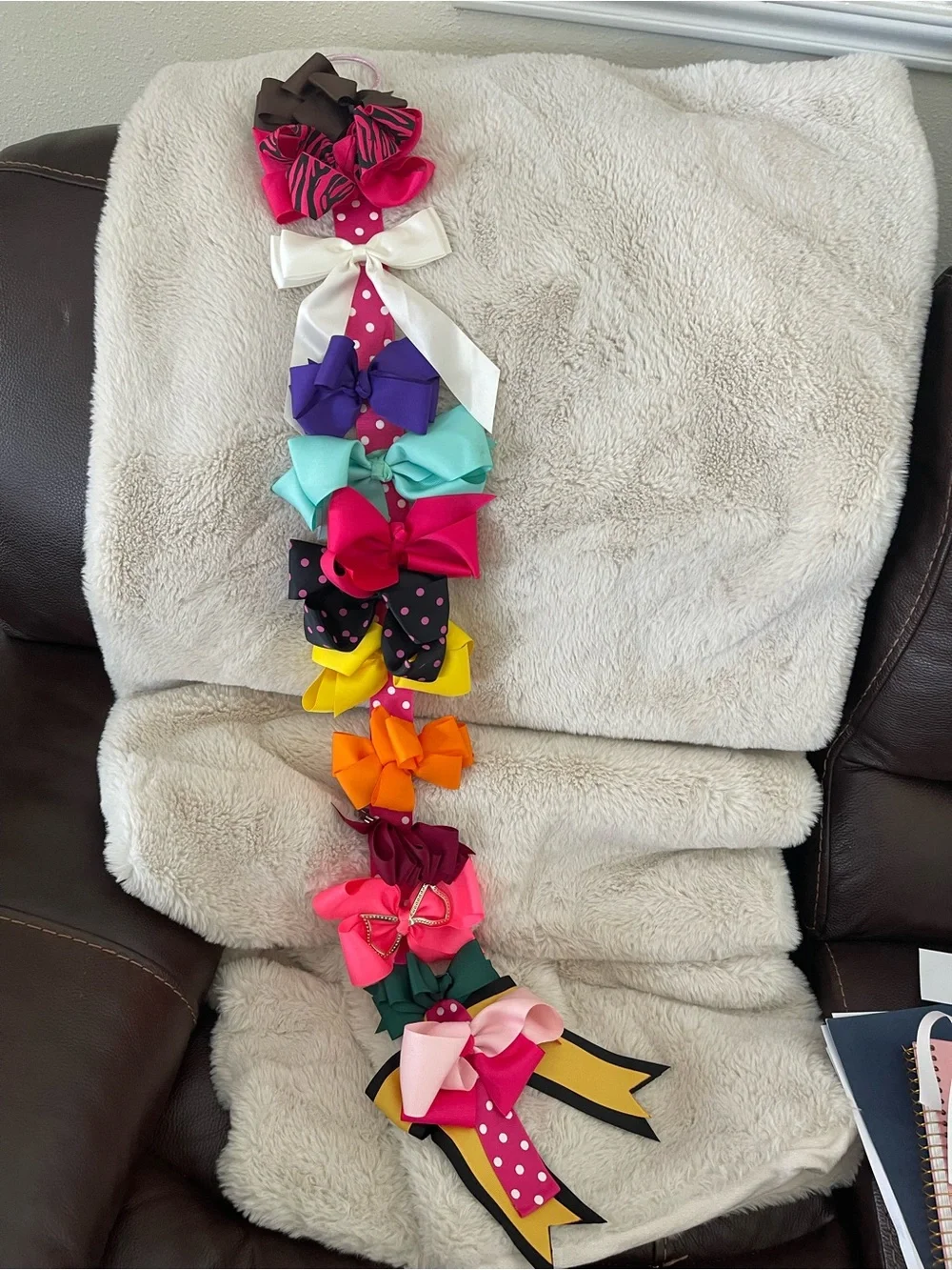 Kids Multi-Color Bow Holder with Assorted Hair Bows